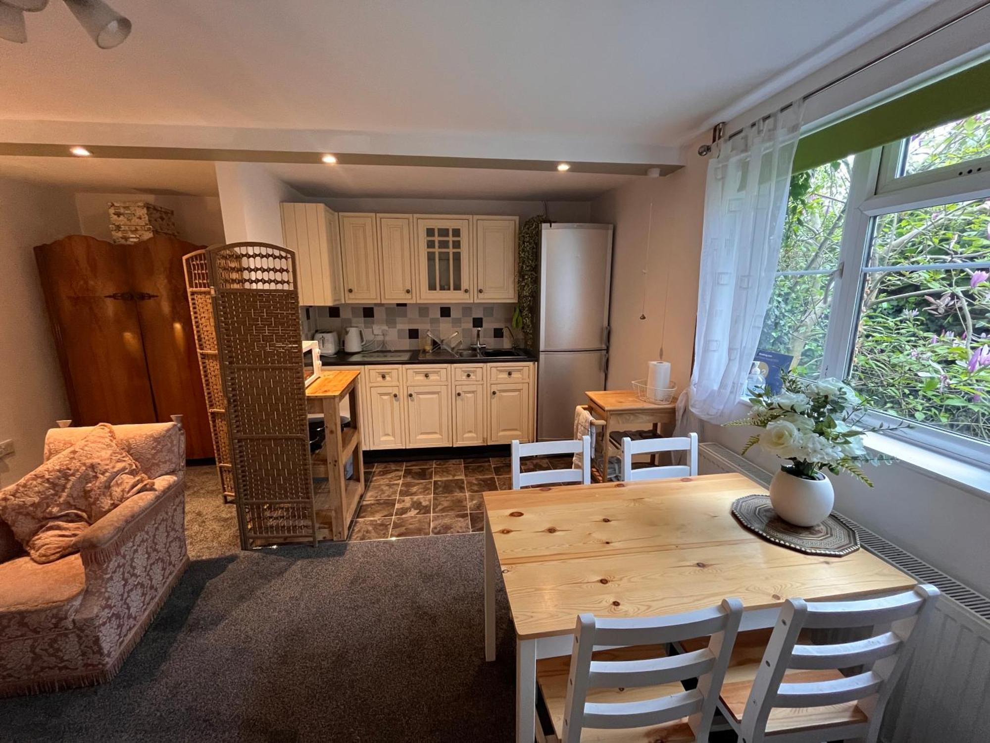 The Annexe - 10 Howards Croft Mile End Ngoại thất bức ảnh